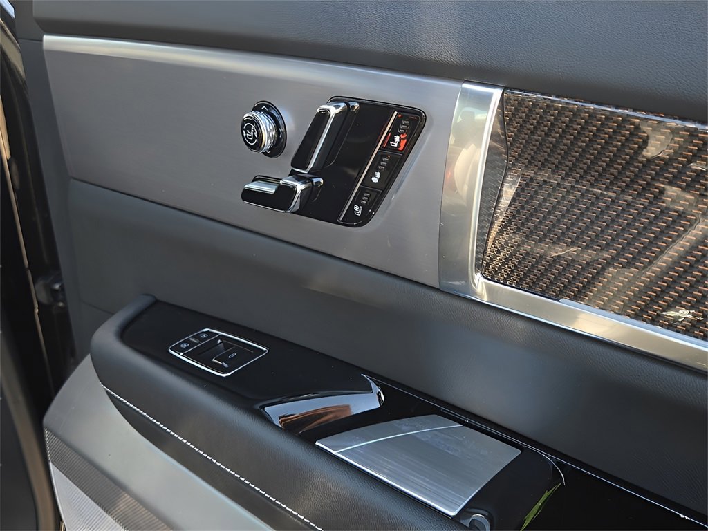 New 2026 Cadillac Vistiq Sport image 13