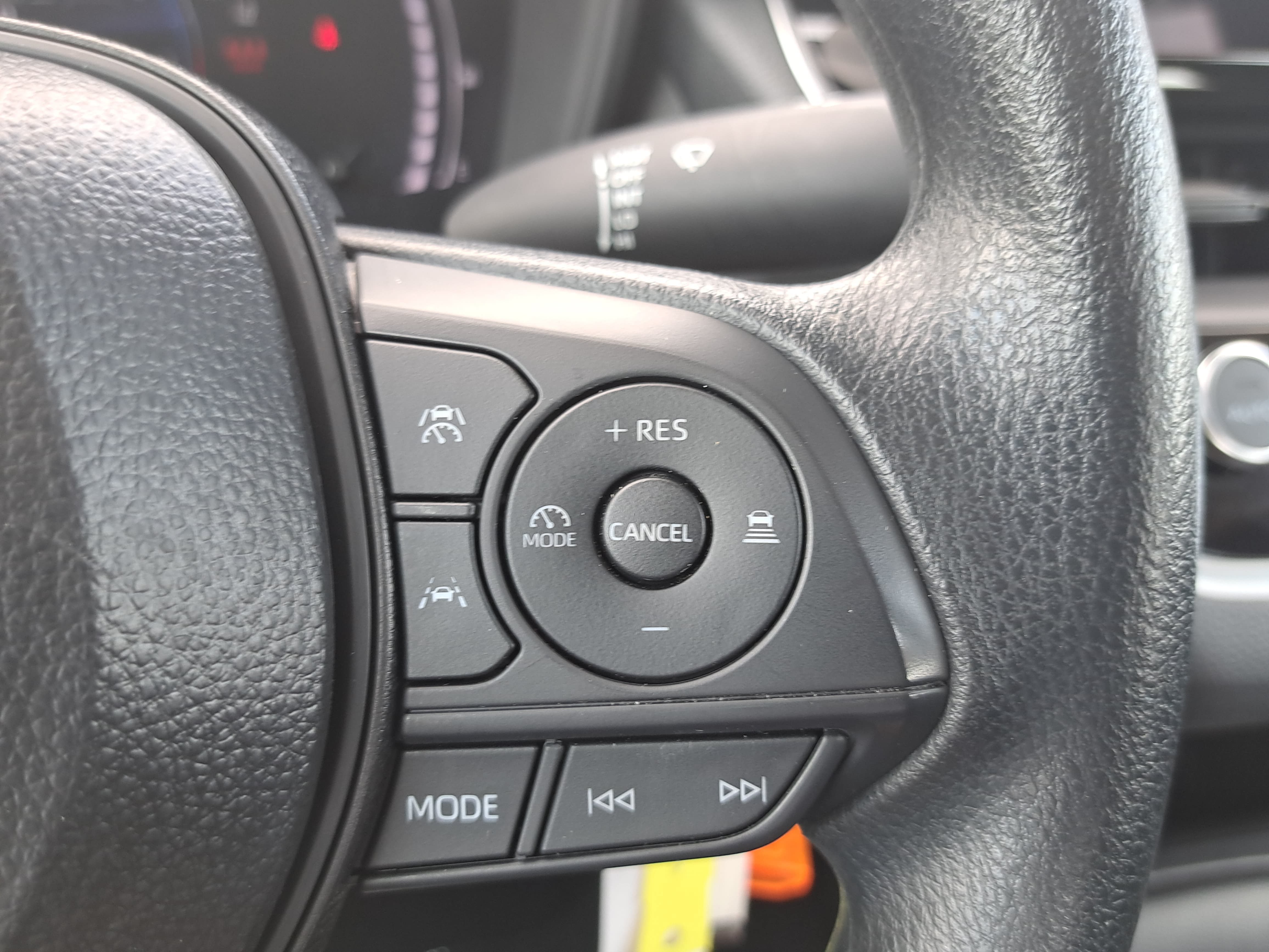 Used 2026 Toyota Corolla LE FWD image 18