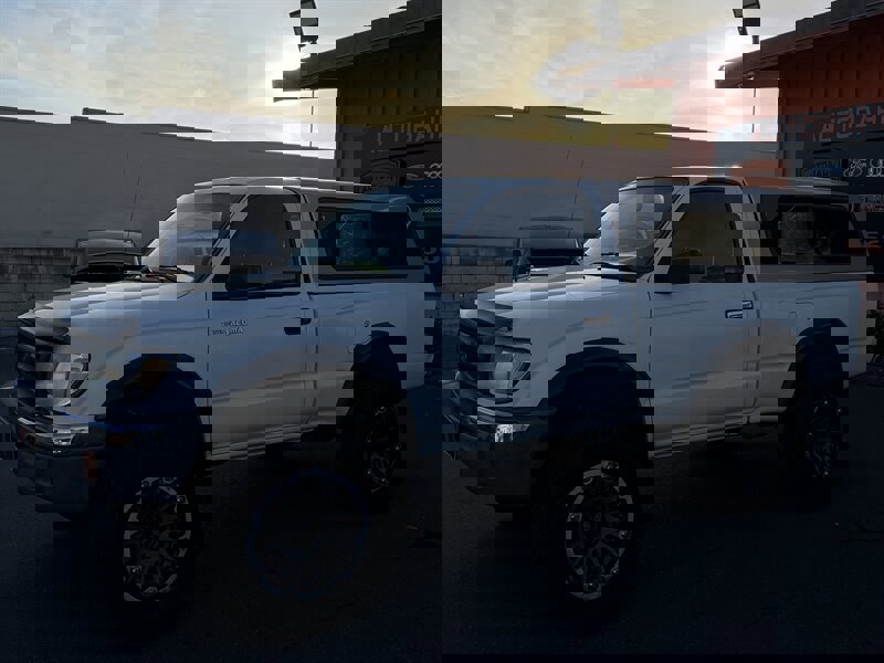 Used 1999 Toyota Tacoma 4x4 Regular Cab image 13