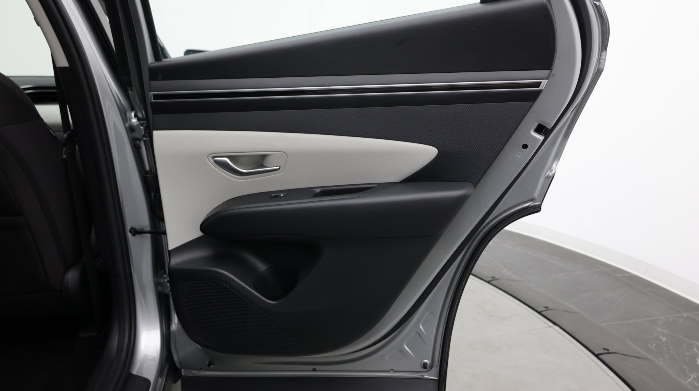 Used 2024 Hyundai Tucson SE FWD image 32