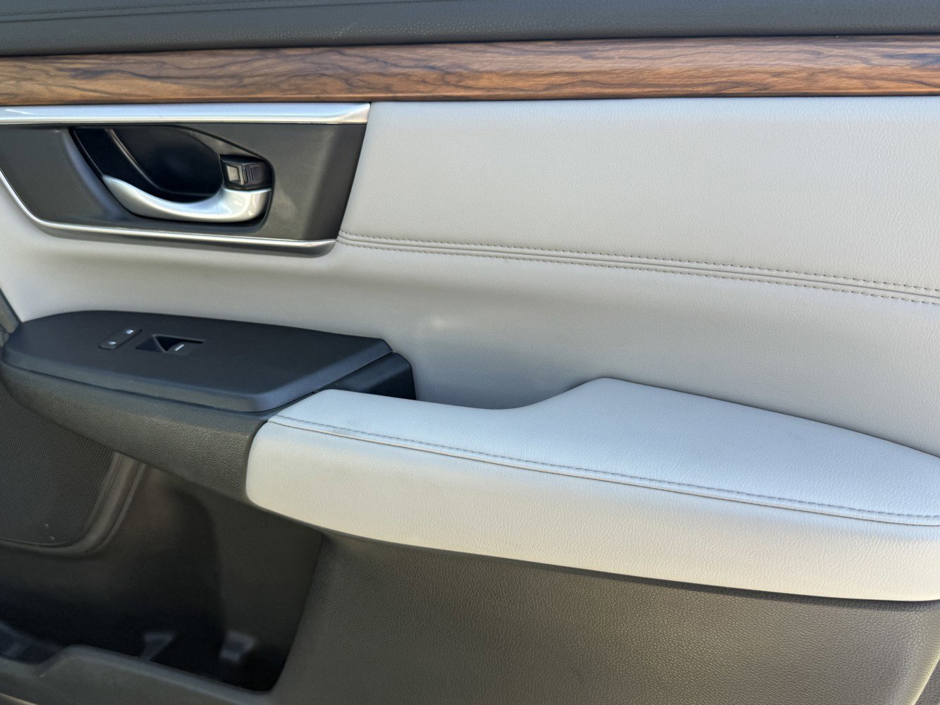 Used 2022 Honda CR-V EX-L image 28