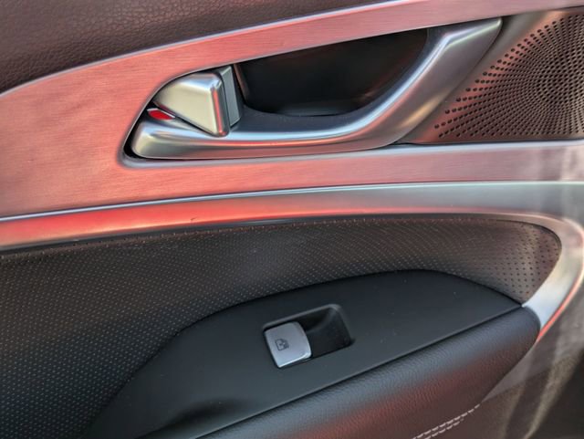 Used 2019 Genesis G70 3.3T Advanced image 31