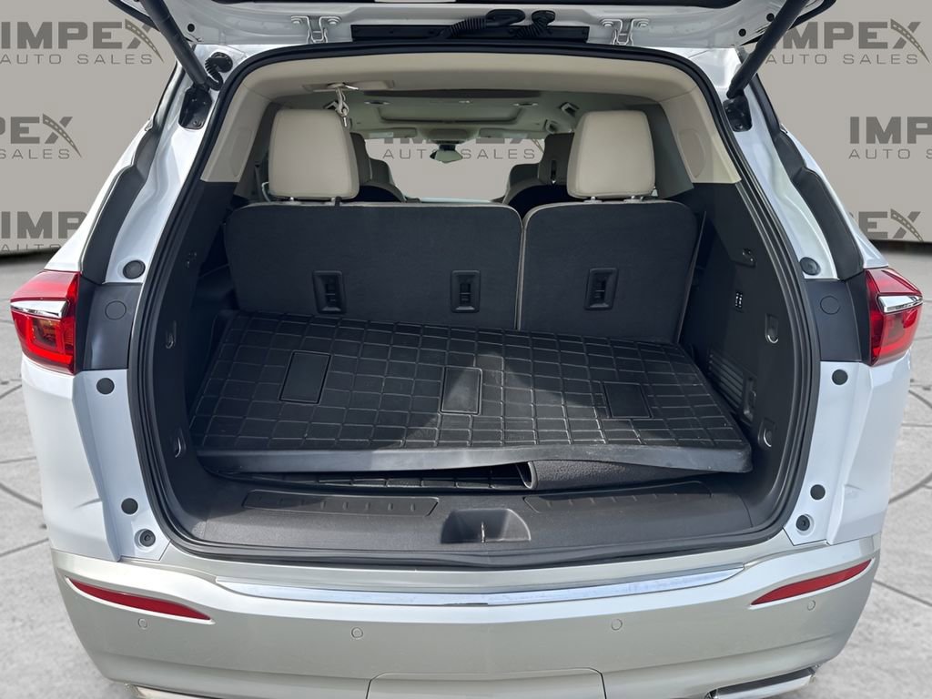 Used 2018 Buick Enclave Premium image 31