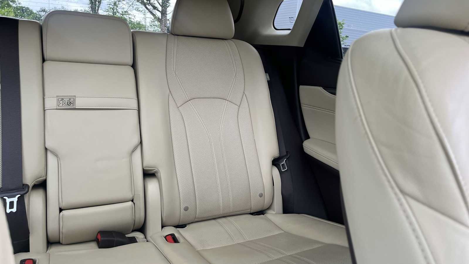 Used 2019 Lexus RX 450h AWD w/ Luxury Package image 33