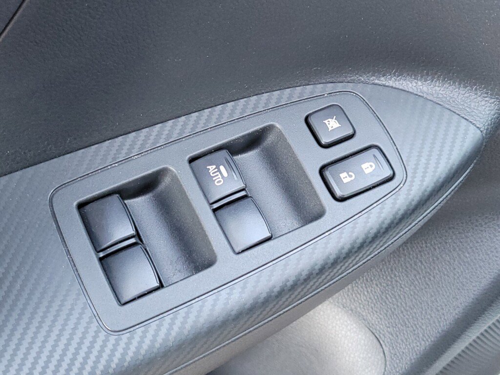 Used 2024 Mitsubishi Eclipse Cross Black Edition image 16