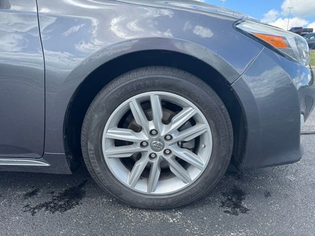 Used 2015 Toyota Avalon XLE Premium FWD image 9