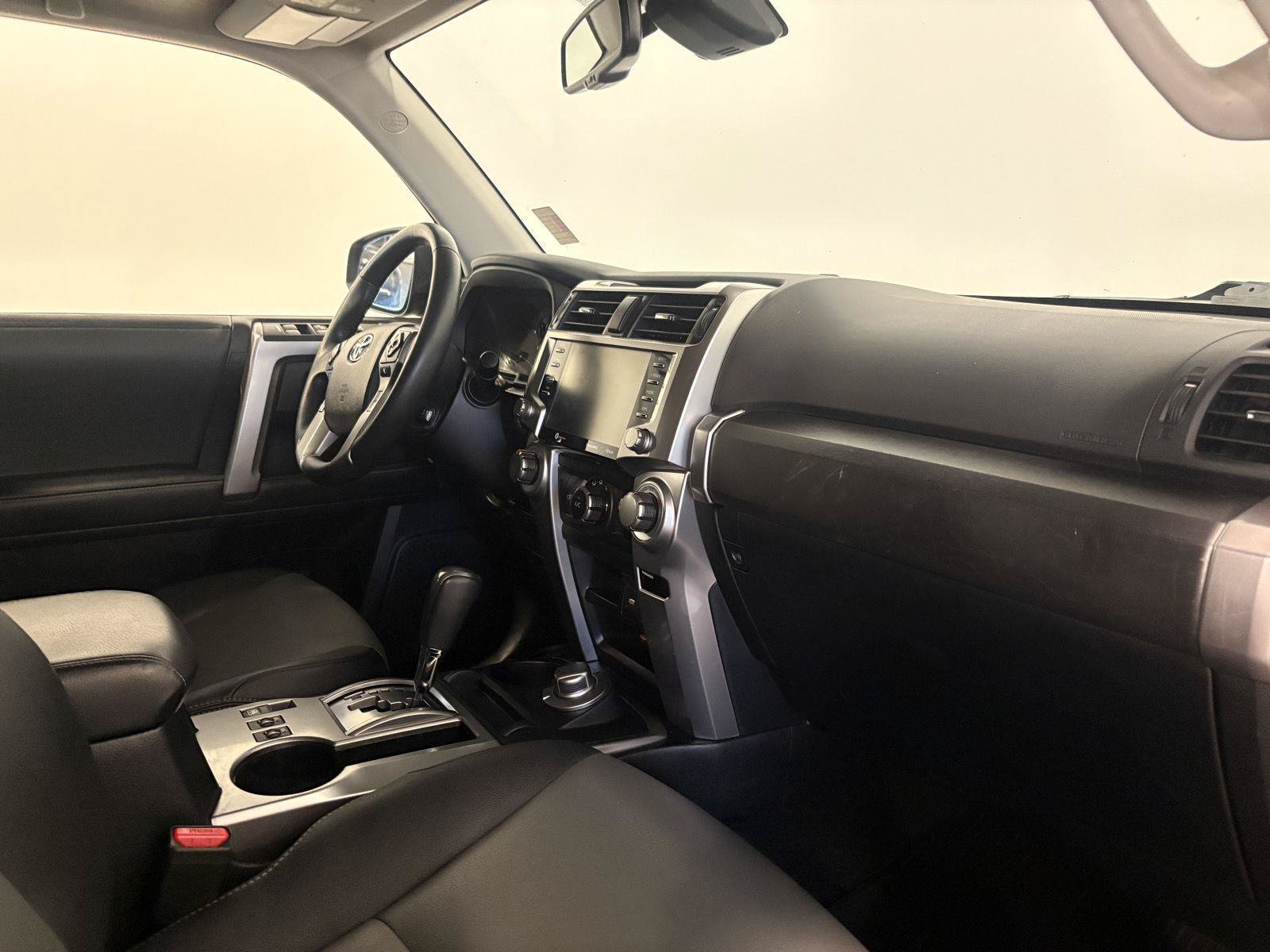 Used 2021 Toyota 4Runner SR5 Premium w/ Moonroof Package AWD/4WD image 48