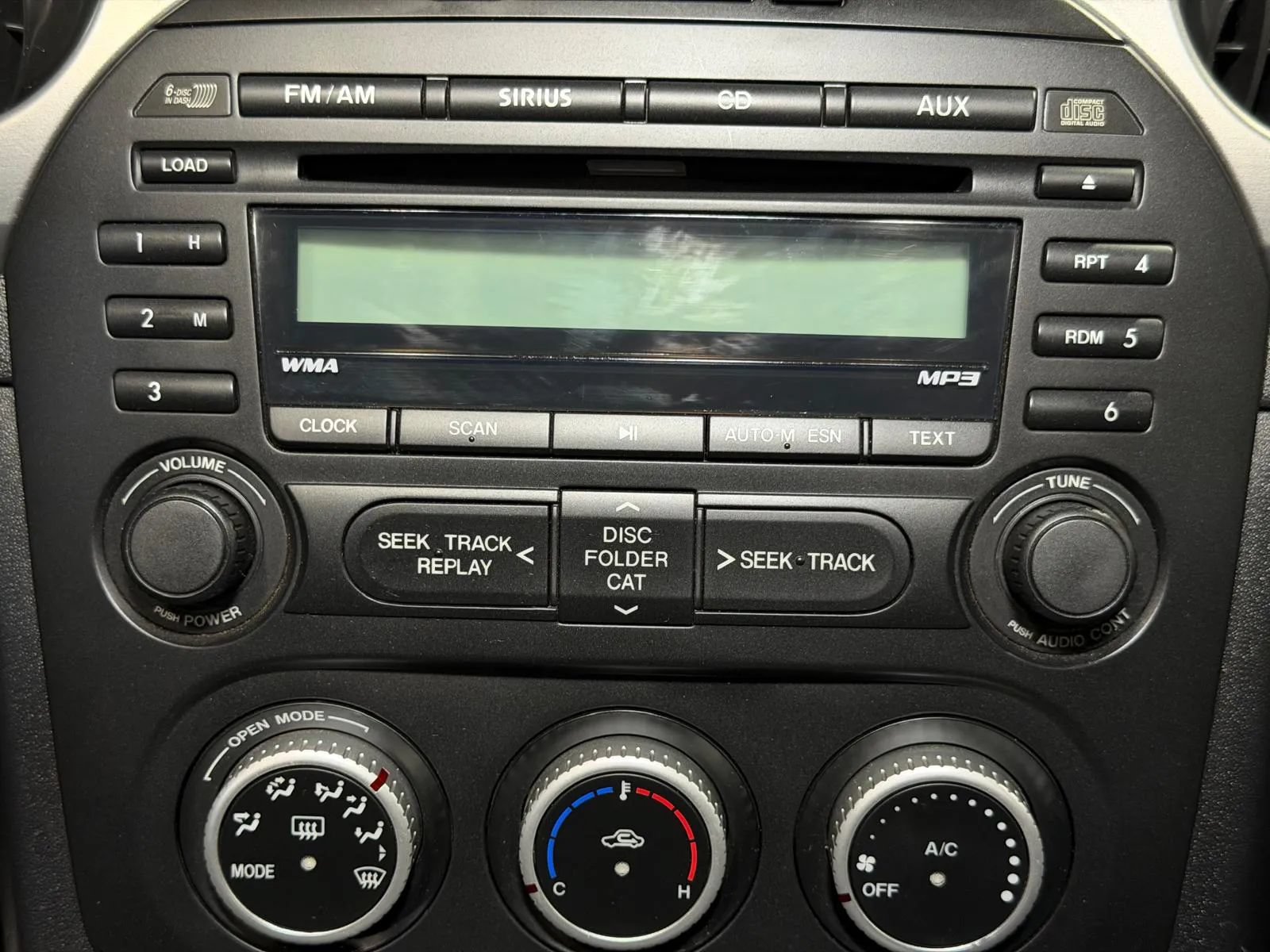 Used 2010 MAZDA MX-5 Miata Touring w/ Suspension Pkg RWD image 27