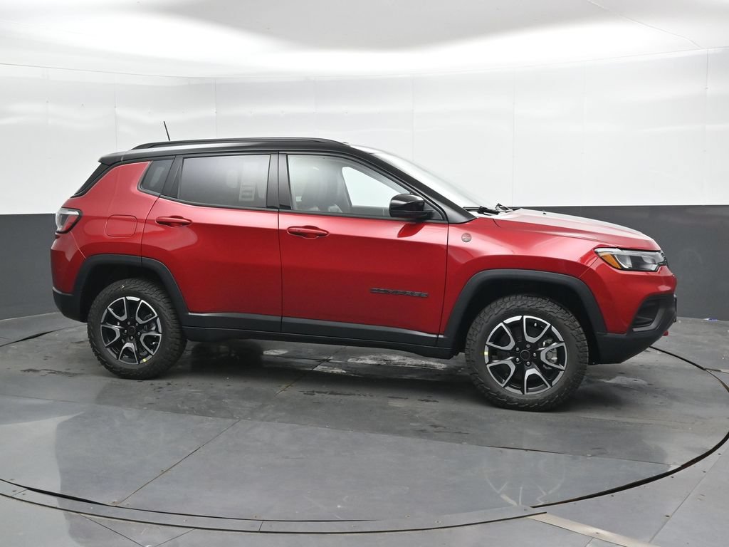 New 2026 Jeep Compass Trailhawk AWD/4WD image 4