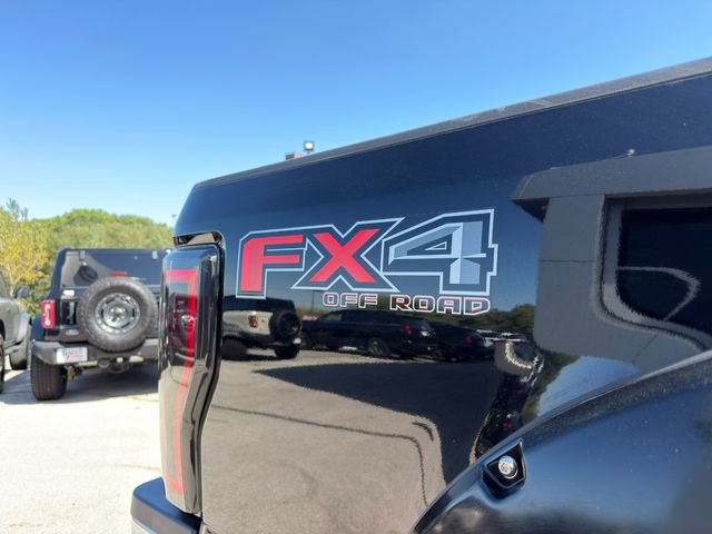 Used 2017 Ford F250 XLT w/ XLT Premium Package AWD/4WD image 12