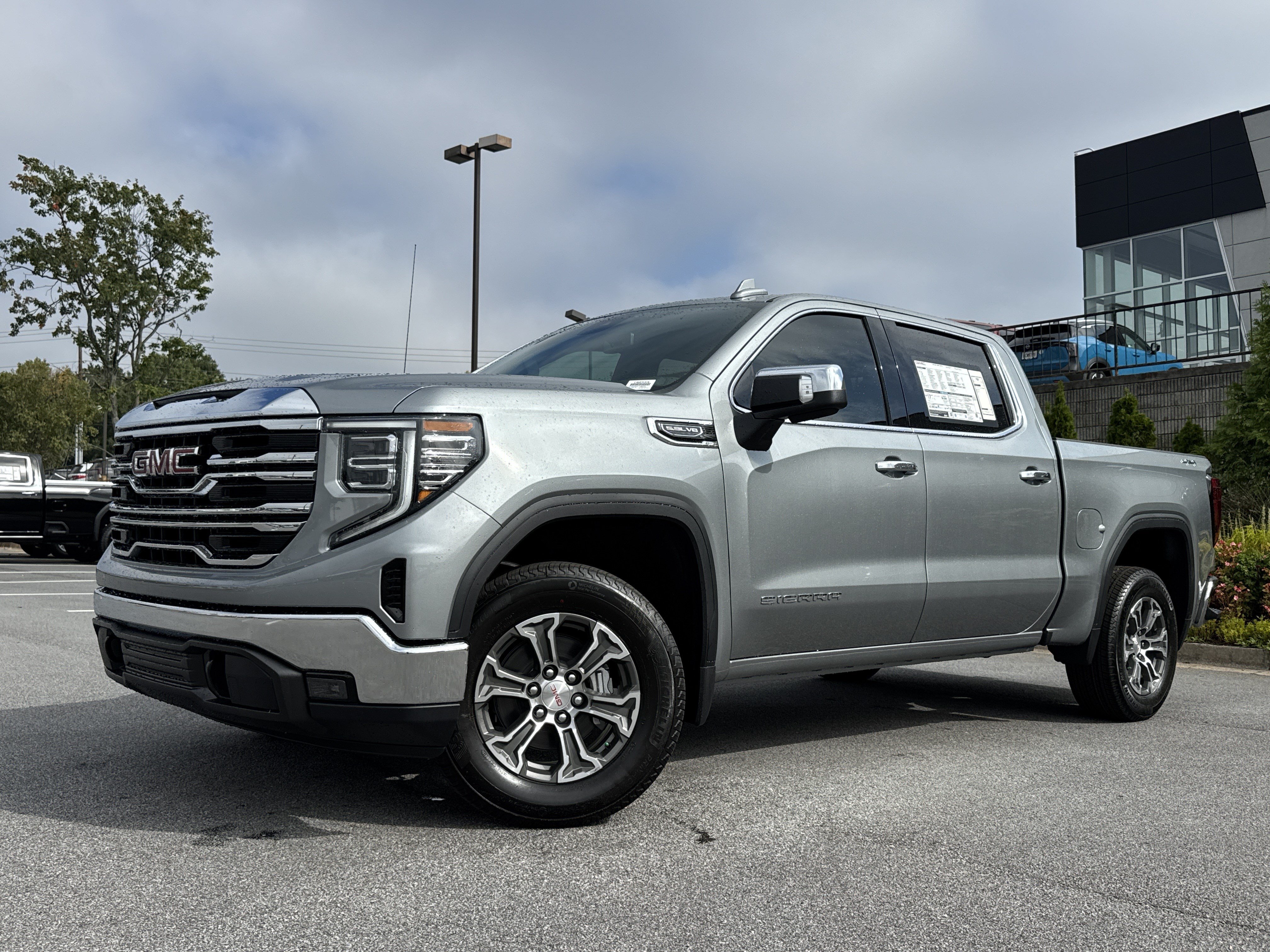 New 2026 GMC Sierra 1500 SLT w/ SLT Convenience Package AWD/4WD image 5