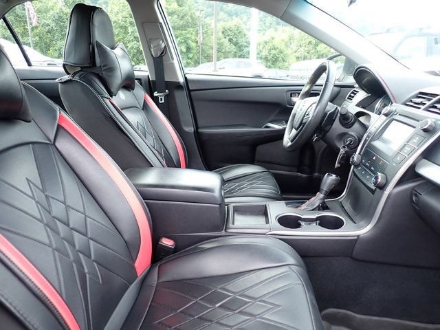 Used 2017 Toyota Camry LE FWD image 10