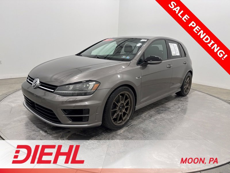 Used 2017 Volkswagen Golf R 4-Door image 3