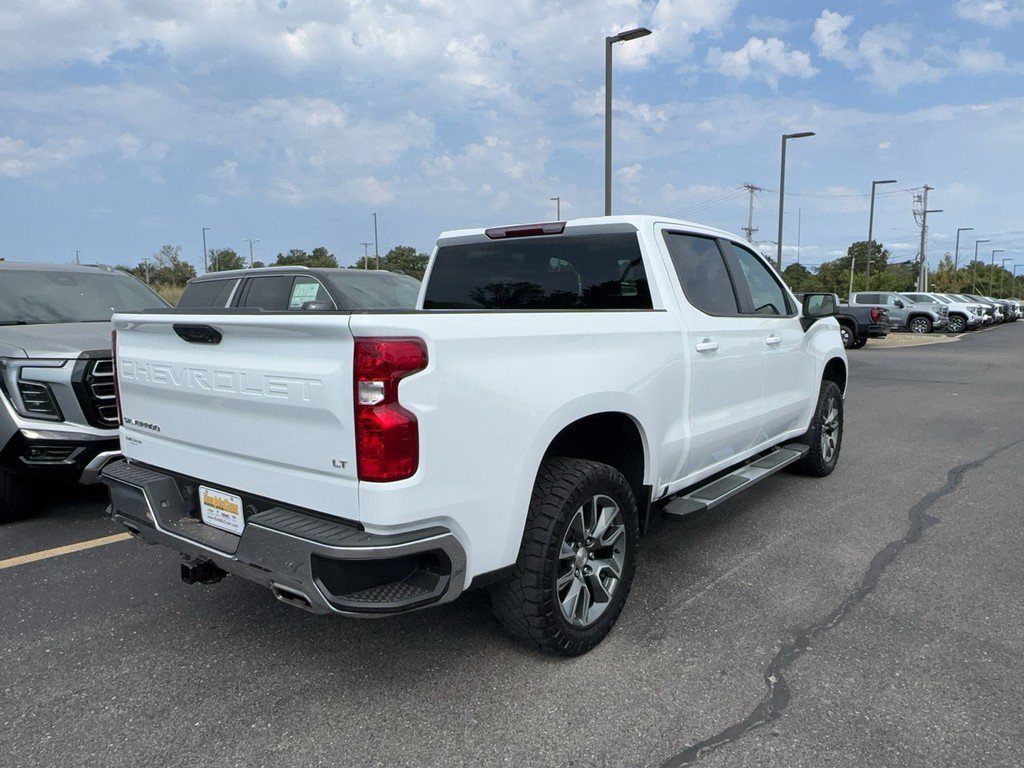 Certified 2024 Chevrolet Silverado 1500 LT AWD/4WD image 3