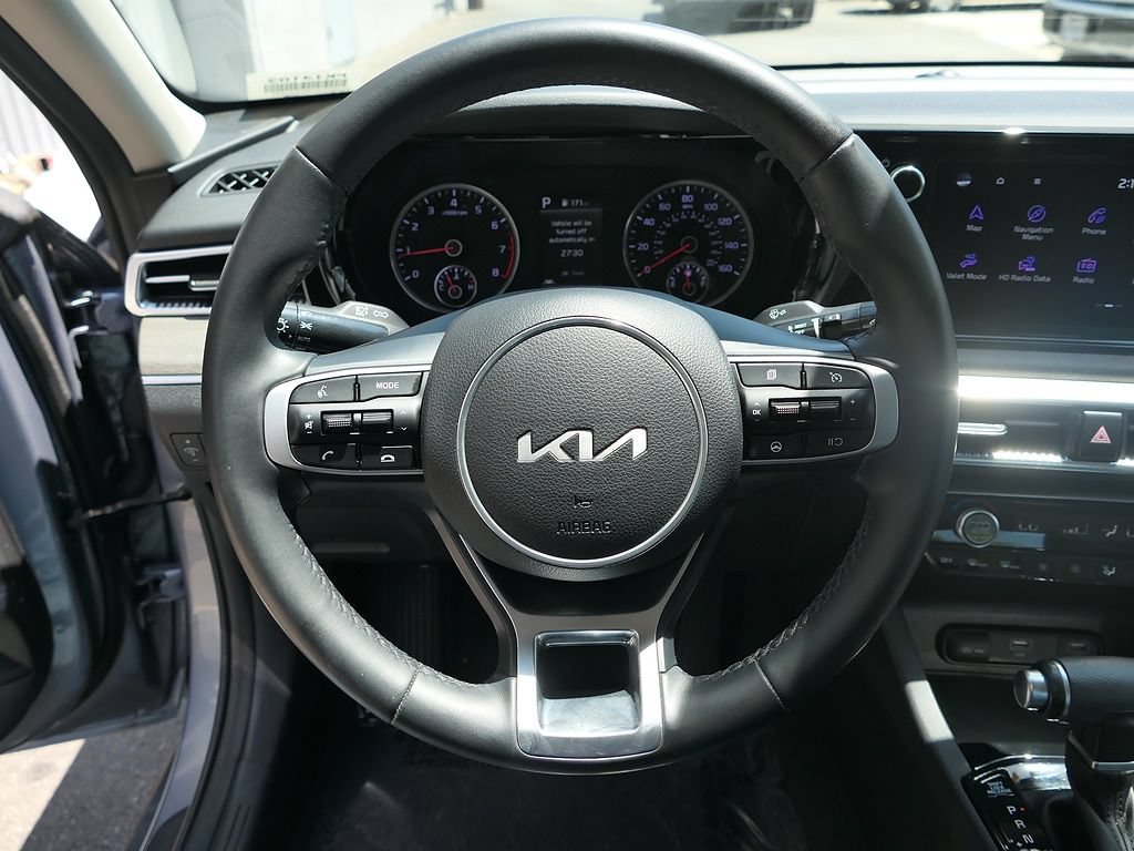 Used 2023 Kia K5 EX FWD image 17