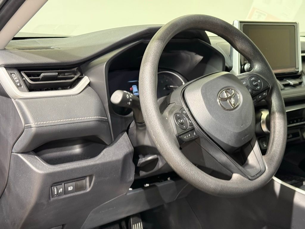 Certified 2025 Toyota RAV4 XLE image 17