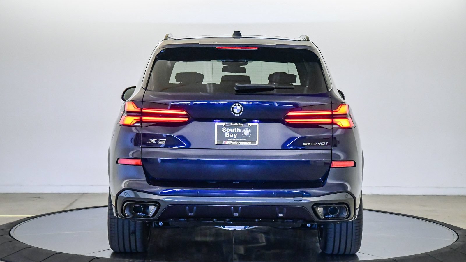 New 2026 BMW X5 sDrive40i w/ M Sport Package RWD image 3