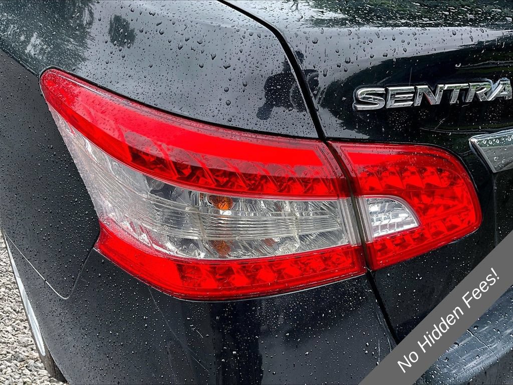 Used 2015 Nissan Sentra SV FWD image 24