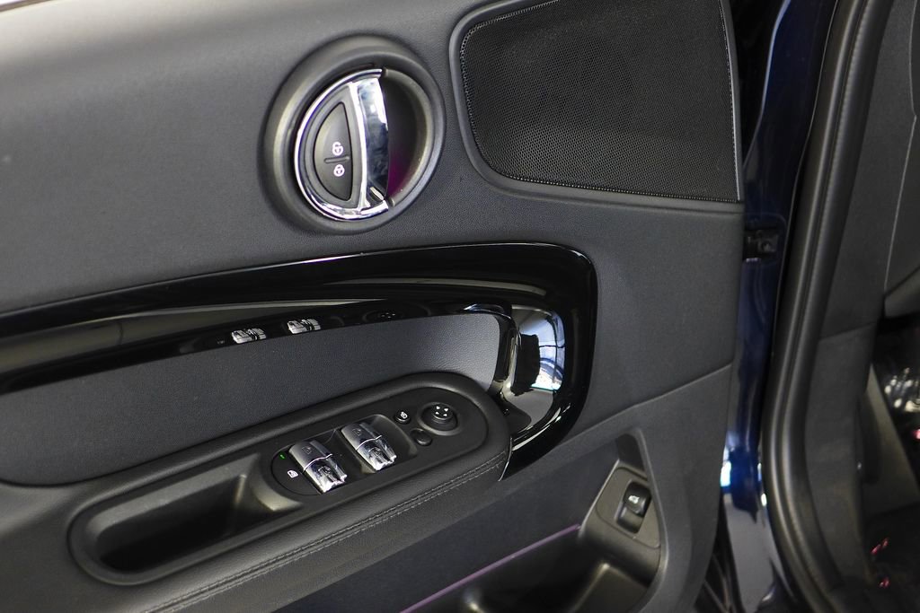 Used 2020 MINI Cooper Countryman S w/ Driver Assistance Package image 12