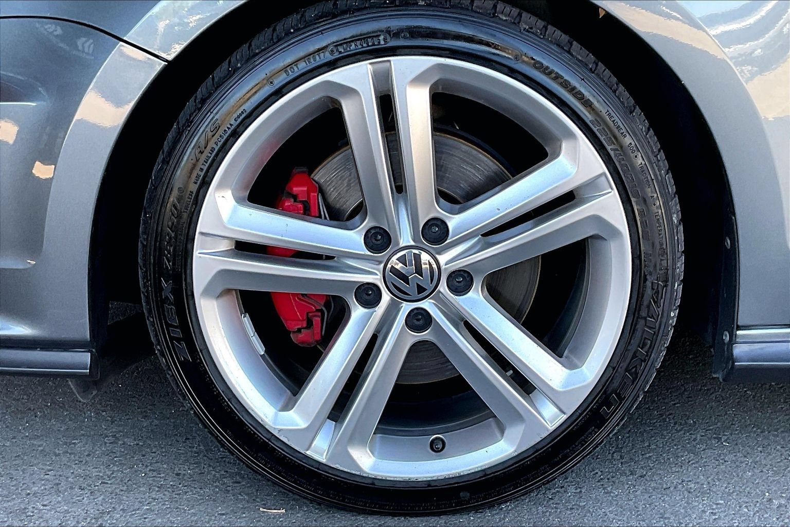 Used 2017 Volkswagen Jetta GLI FWD image 25