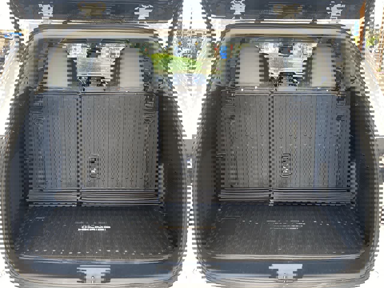 Used 2022 Toyota Highlander Bronze Edition AWD/4WD image 22