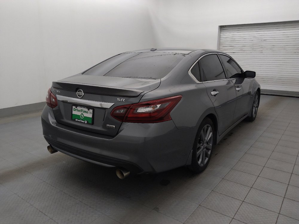 Used 2018 Nissan Altima 2.5 SR w/ SR Special Edition image 9