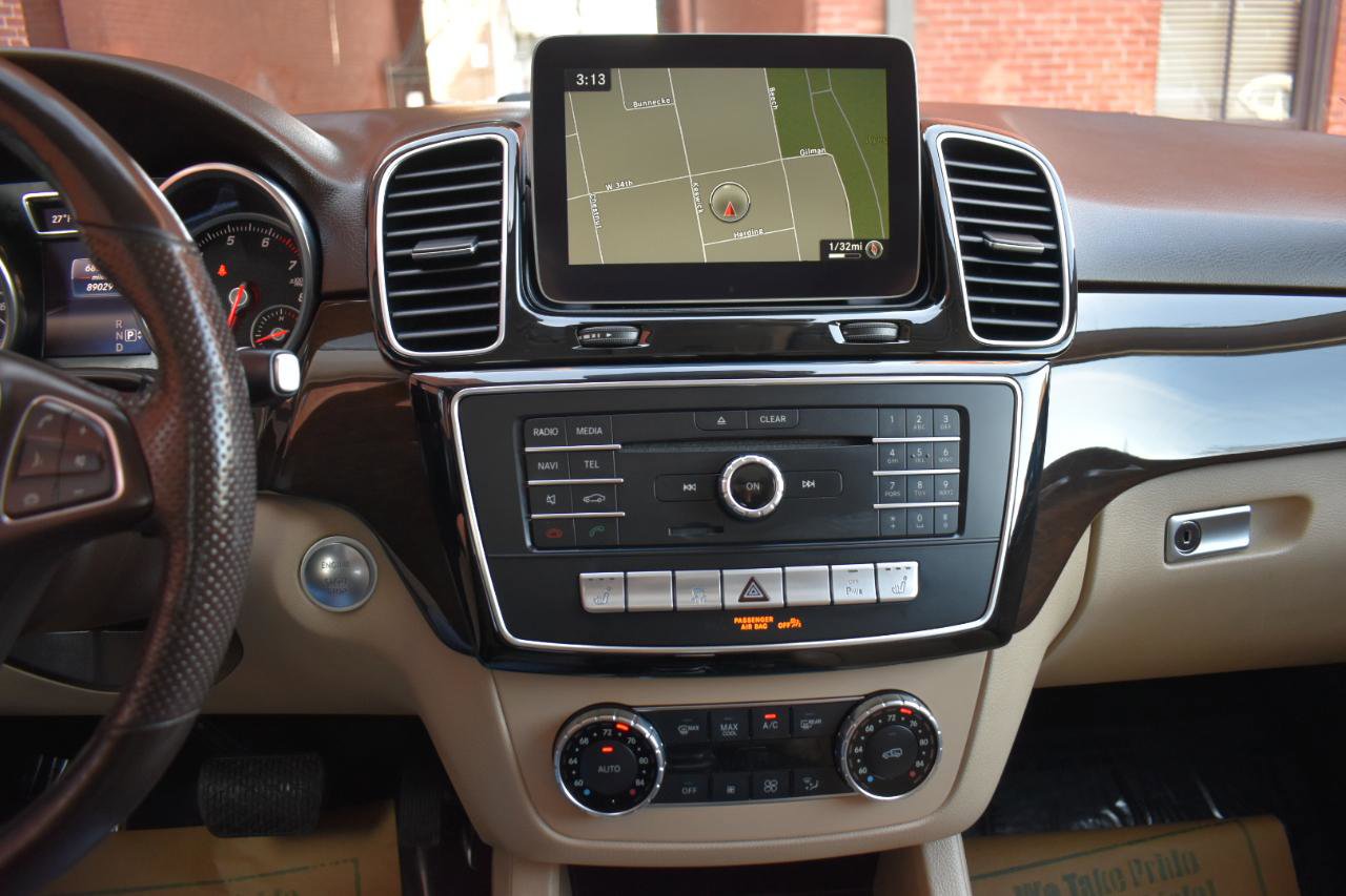 Used 2018 Mercedes-Benz GLE 350 GLE 350 4MATIC SUV image 26