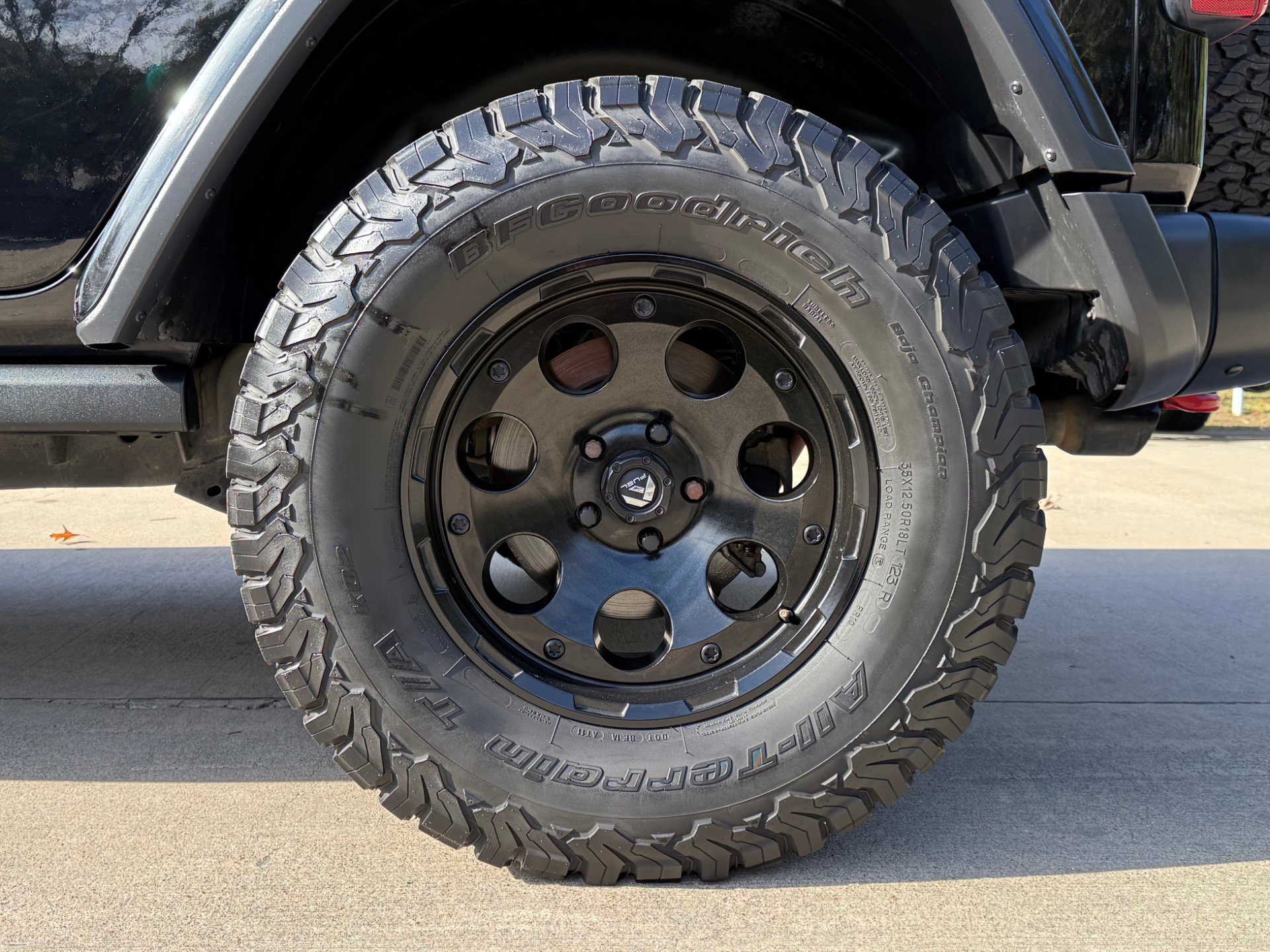 Used 2019 Jeep Wrangler Unlimited Rubicon image 9