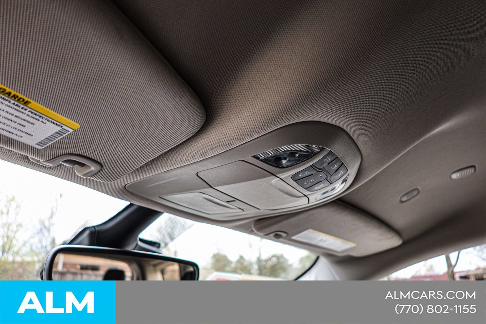 Used 2024 Chrysler Pacifica Touring-L FWD image 43