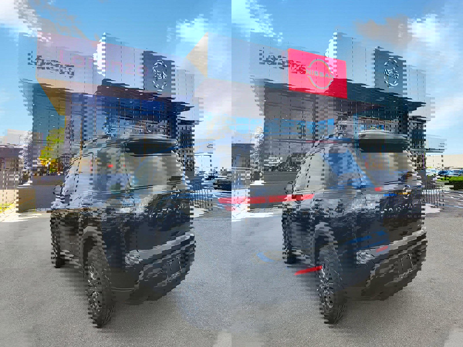 New 2026 Nissan Pathfinder SV image 6