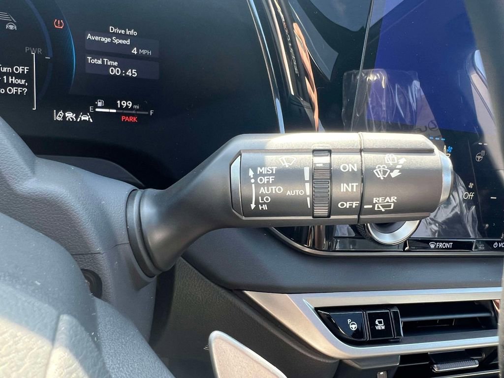 New 2026 Lexus RX 450h AWD image 24