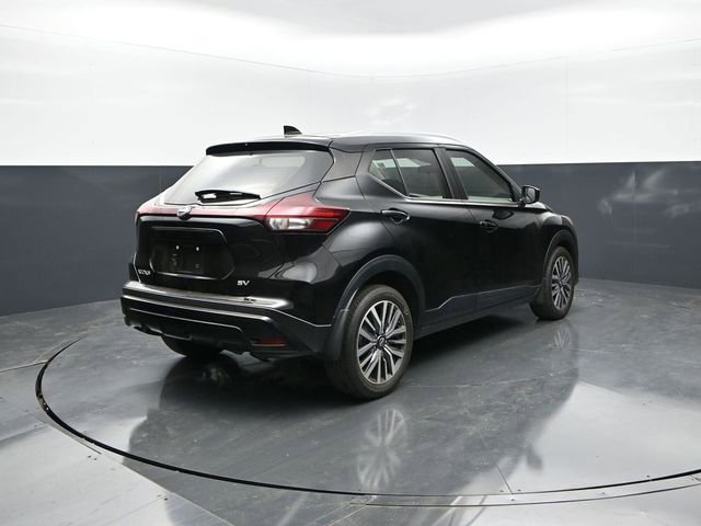 Used 2024 Nissan Kicks SV FWD image 8