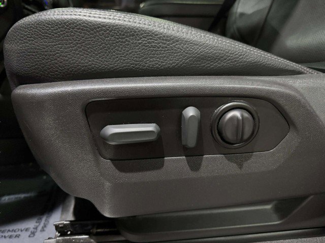 Used 2022 GMC Sierra 2500 Denali w/ Denali Black Diamond Edition image 32