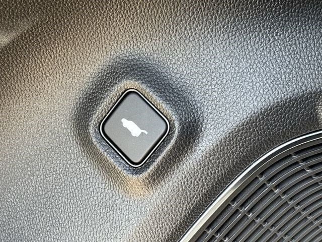 New 2026 Acura MDX SH-AWD image 21