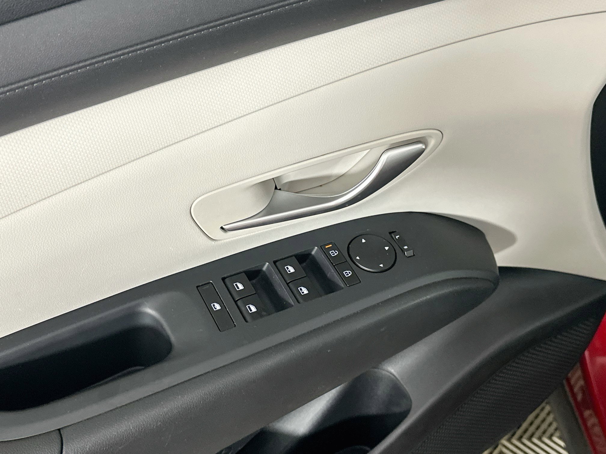 Used 2025 Hyundai Tucson SEL FWD image 15