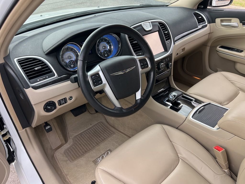 Used 2012 Chrysler 300 Limited image 15