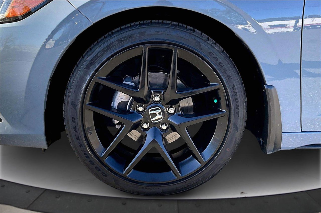 Used 2023 Honda Civic Sport image 30