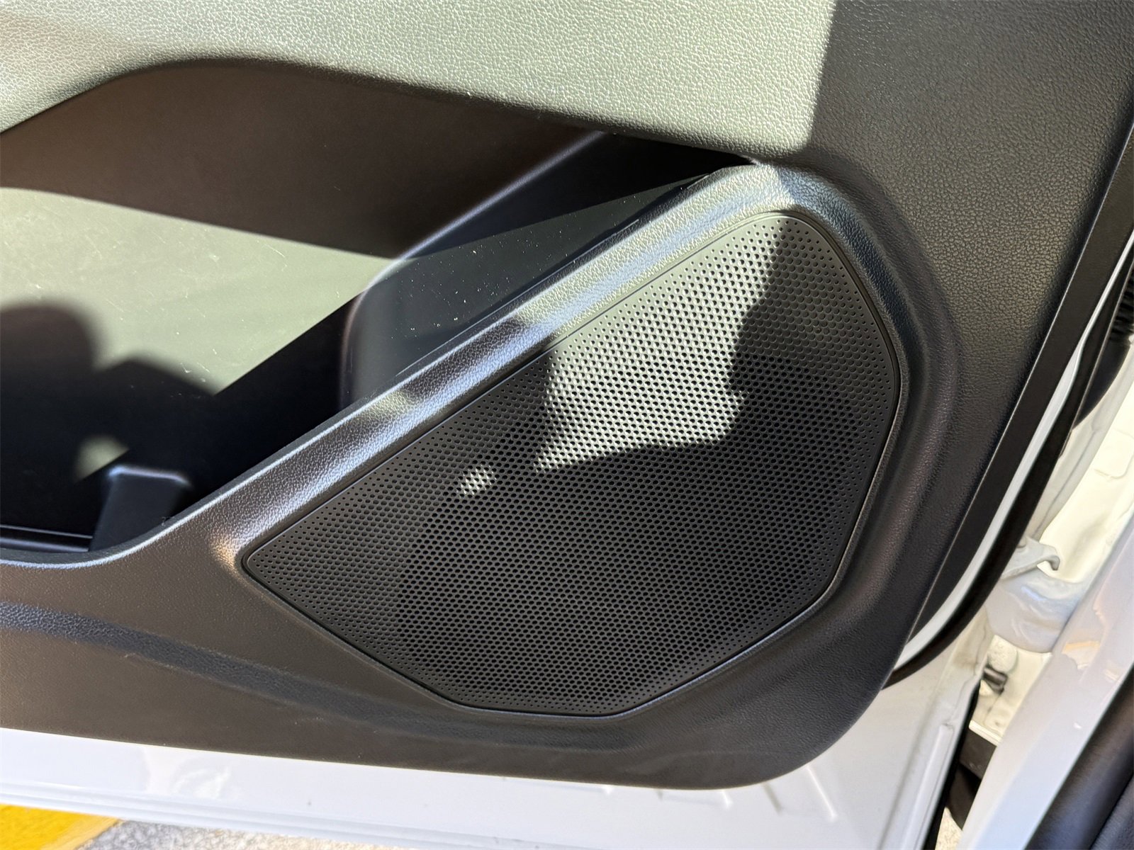 Used 2023 Ford Explorer 4WD image 18