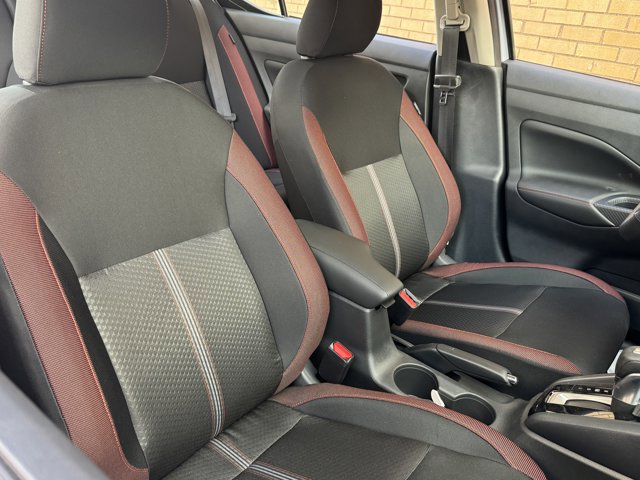 New 2025 Nissan Versa SR w/ Trunk Package image 8