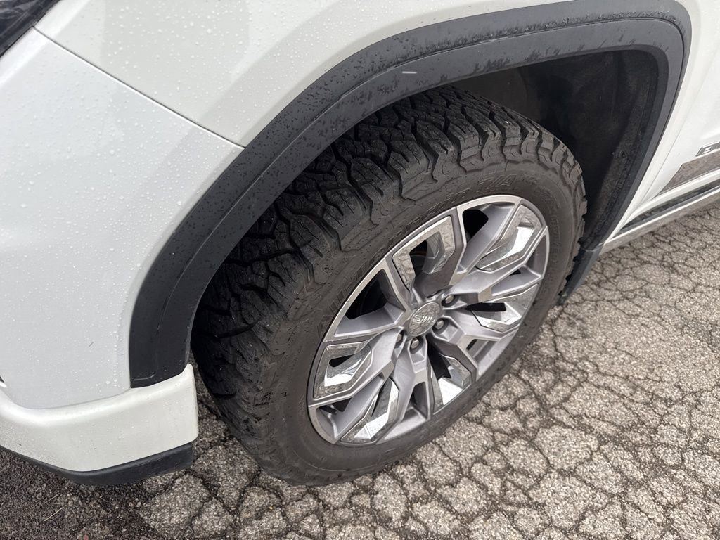 Used 2022 GMC Sierra 1500 Denali w/ Denali Reserve Package image 23