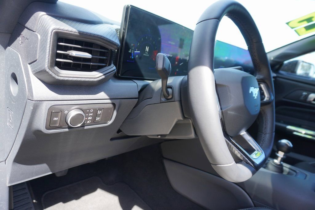 Certified 2025 Ford Mustang GT image 12