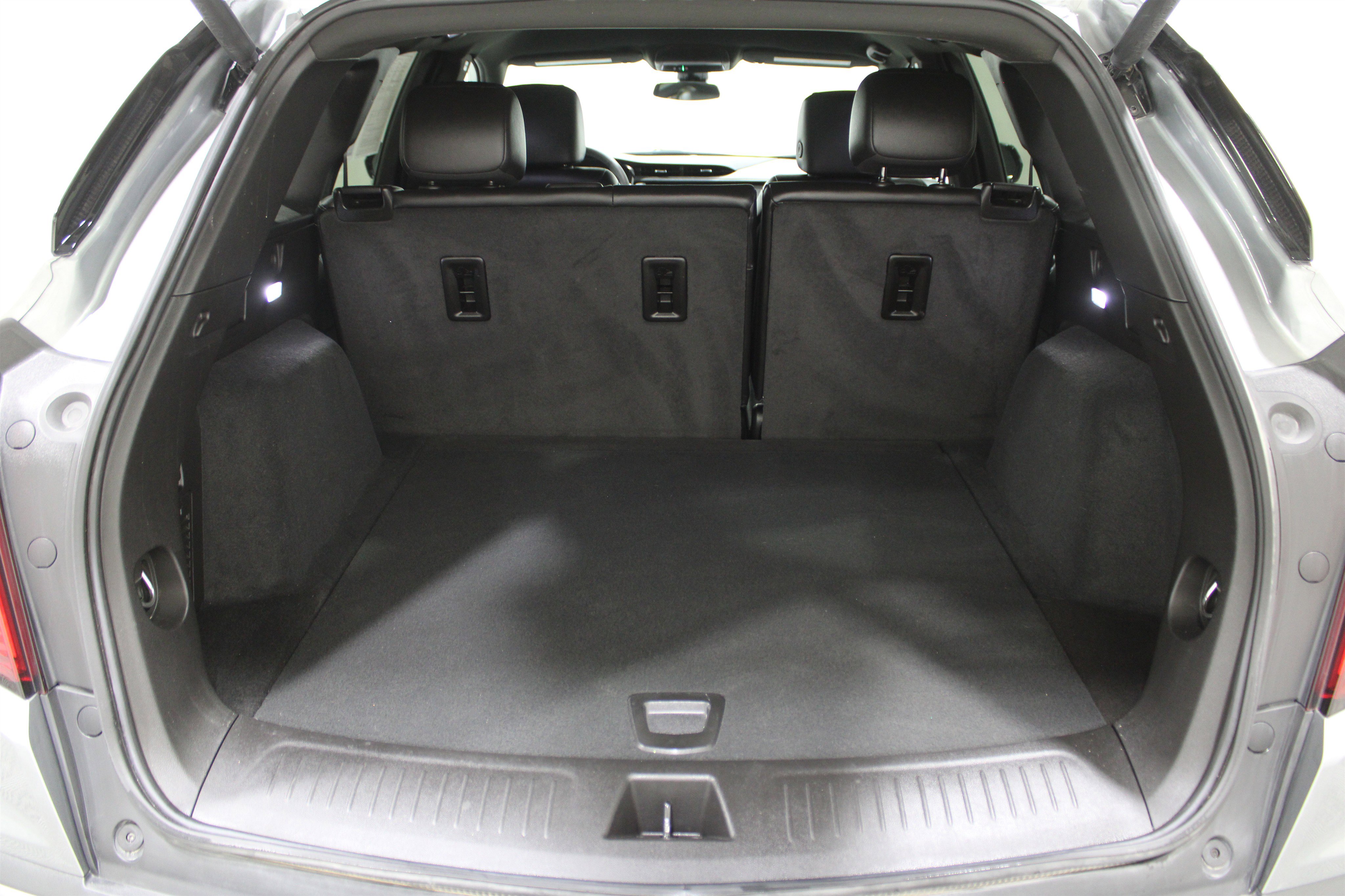 Certified 2024 Cadillac XT5 Luxury image 27