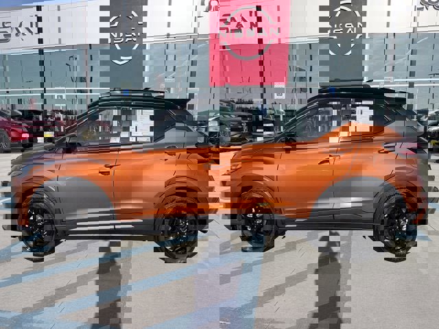 Certified 2021 Nissan Kicks SR w/ Interior Electronics Package image 2