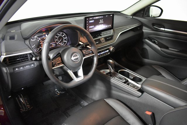 Certified 2025 Nissan Altima 2.5 SL image 13