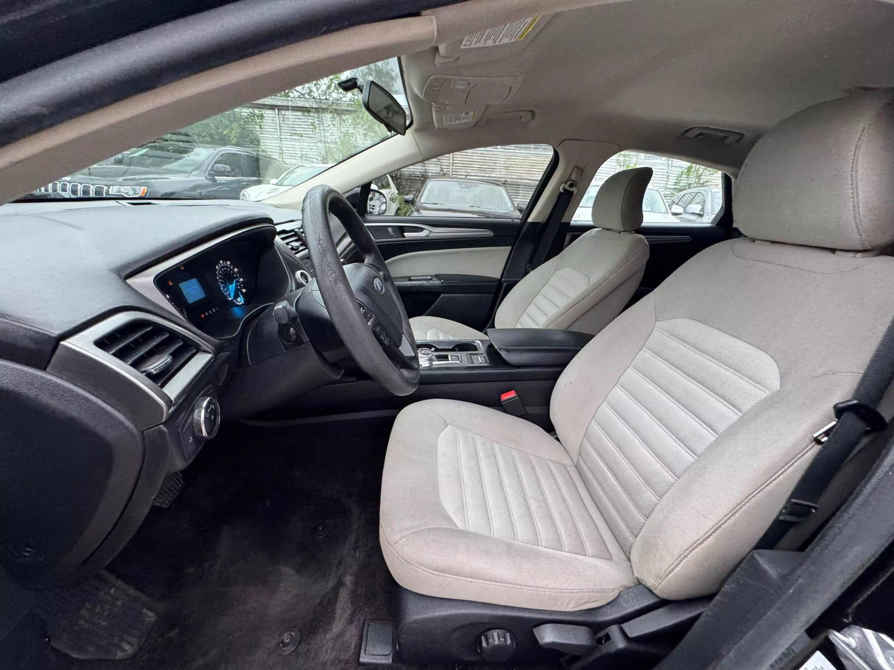 Used 2017 Ford Fusion S FWD image 17