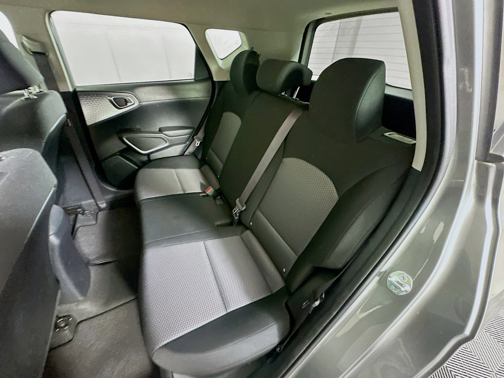 Used 2025 Kia Soul LX w/ LX Technology Package image 26