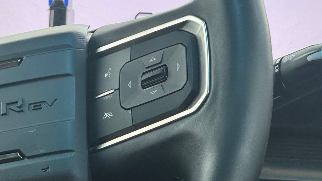 Used 2024 GMC Hummer EV 3X AWD/4WD image 18