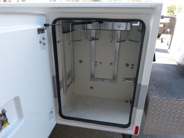 Used 2017 Ford F450 XL w/ Snow Plow Prep Package image 17