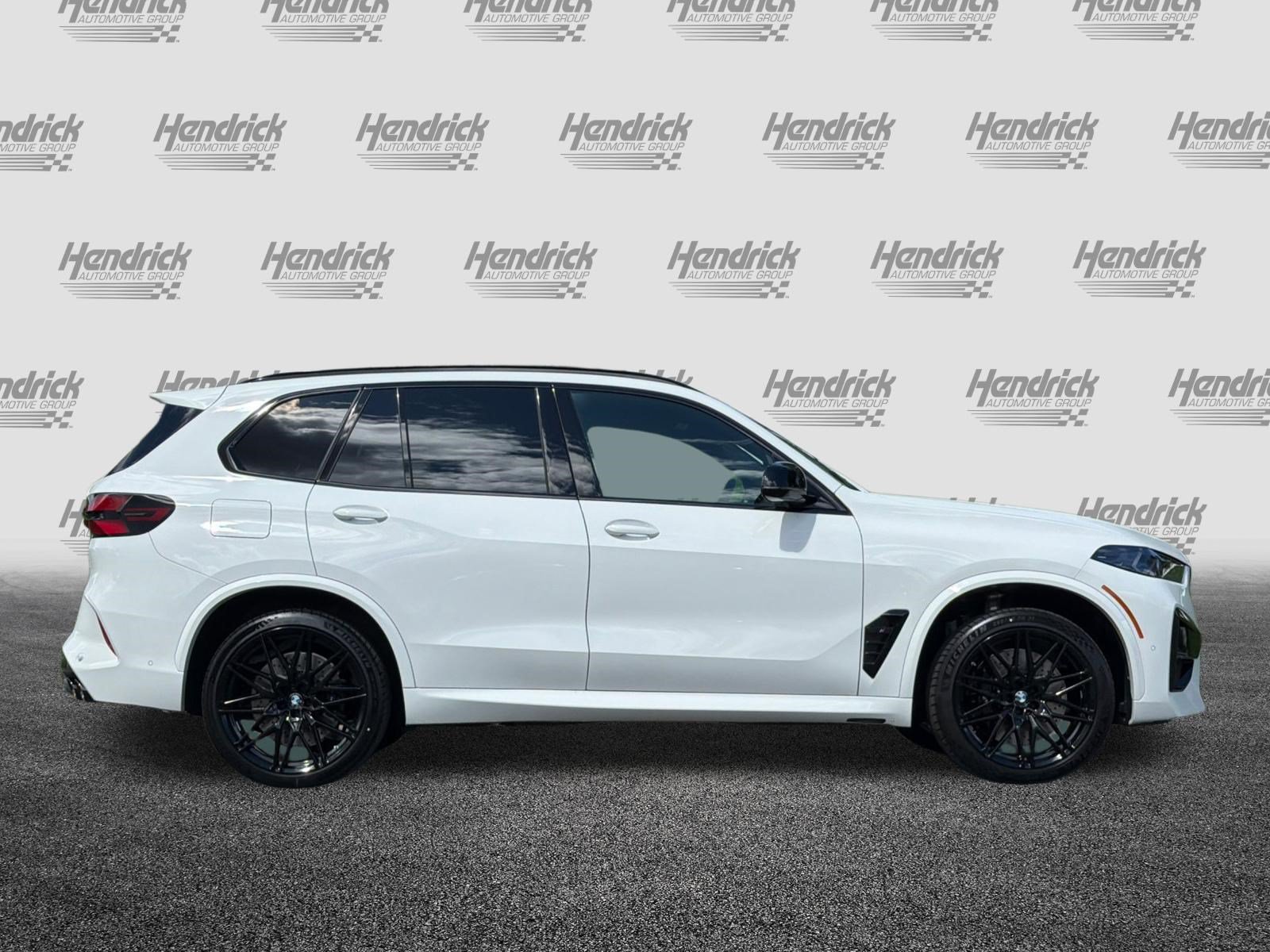 New 2026 BMW X5 M Competition w/ Executive Package AWD/4WD image 5