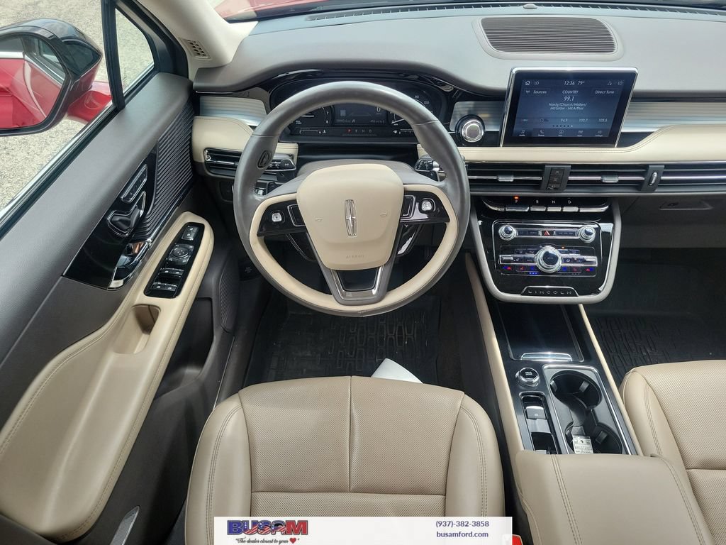 Used 2022 Lincoln Corsair AWD w/ Premium Package image 9